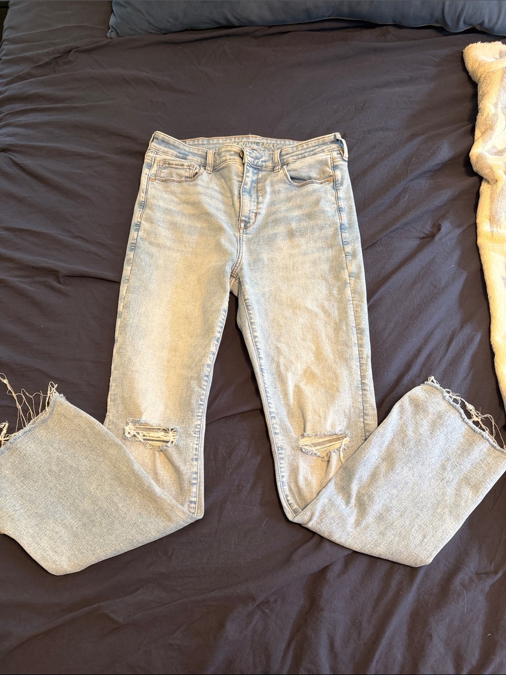 American Eagle Outfitters Light Blue Straight Leg Jeans - Distressed Knees